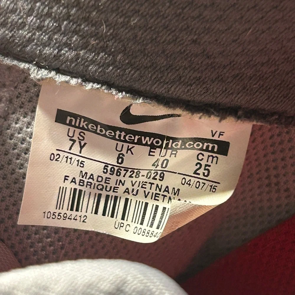 Nike Air Force 1 Gray and Red Leather Sneakers Size 7Y (8.5/9 Womens)